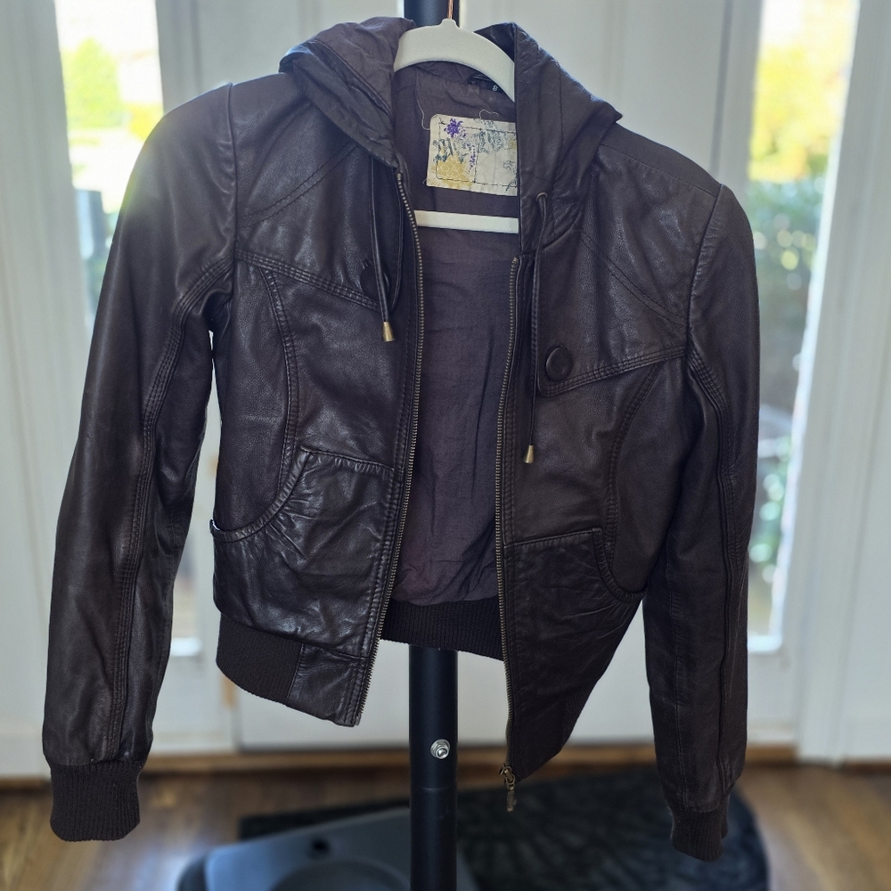 Topshop  Brown Hooded Leather Bomber Jacket Size 8. Cropped. Vintage